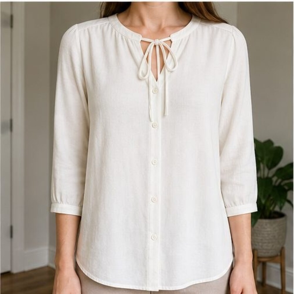 Ivory Lace Trim Top - Picture 2 of 6